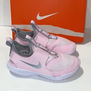 New Authentic Nike slip on toddler girls sneakers sz 11 display